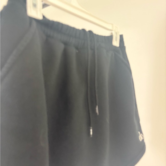 ALO Yoga High-Waist Accolade Skirt - Black, size M - Picture 5 of 5